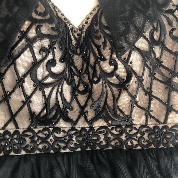 Fashion Nova Beaded Formal Dress Womens Size 1/2 - Picture 5 of 14